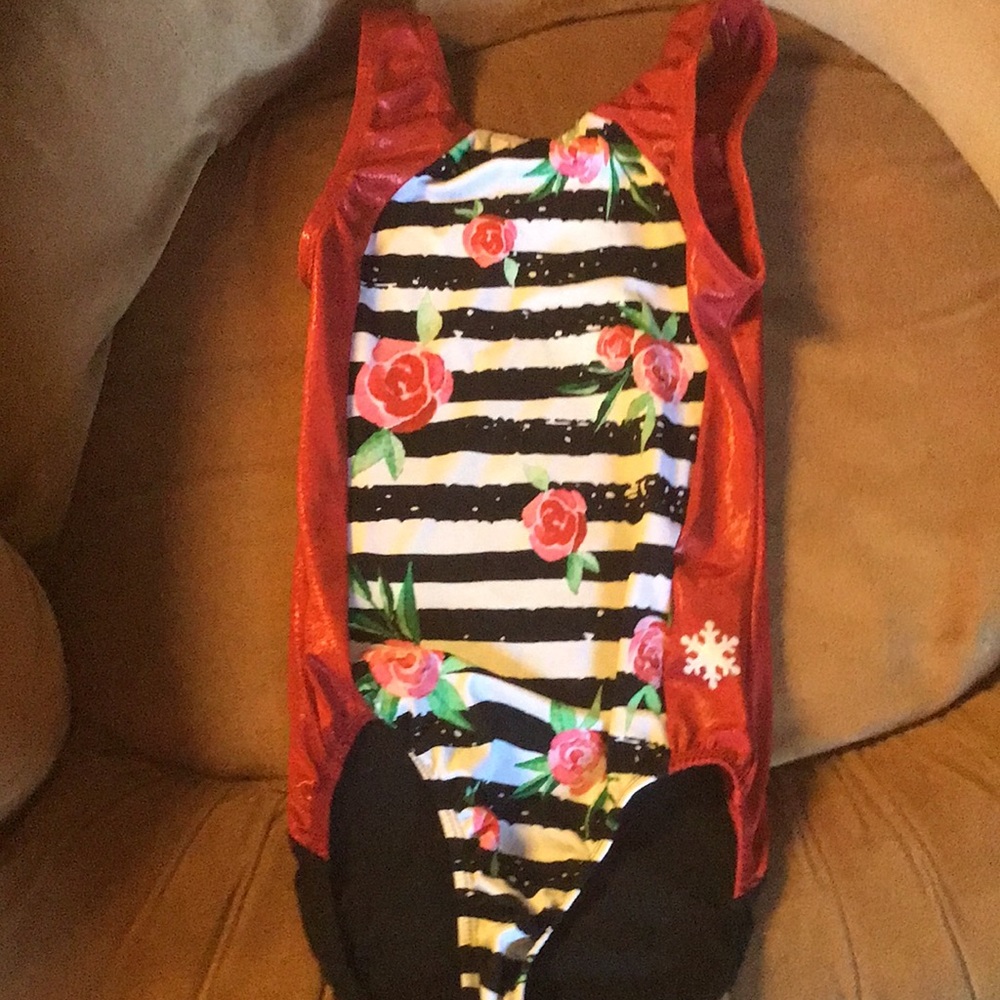 Red white and black snow flake leotard. Size adult extra small